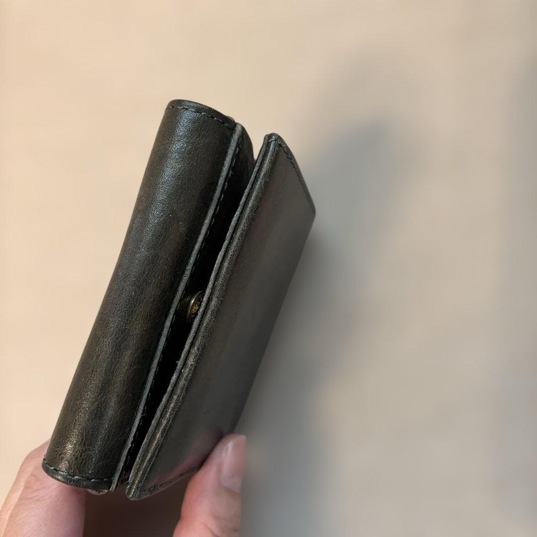 BEERBELLY ハッチバック　二つ折り財布　グリーン