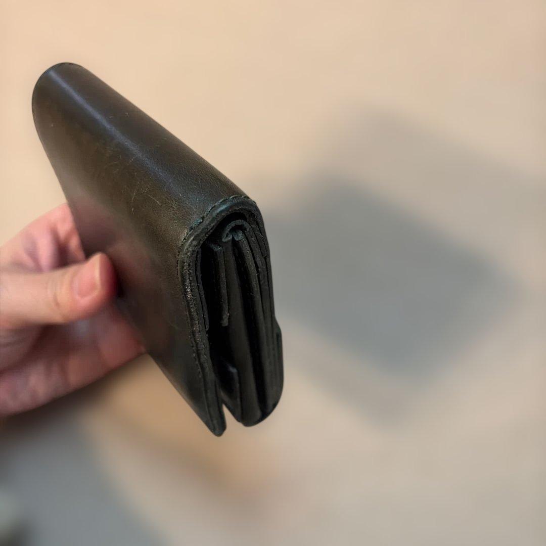 BEERBELLY ハッチバック　二つ折り財布　グリーン