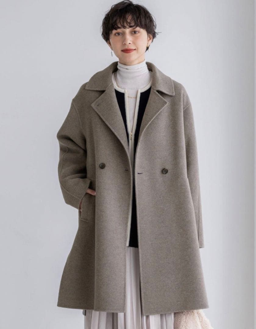 今季完売色　滝沢眞規子さん着用MANTECOPure リバー チェスターコート