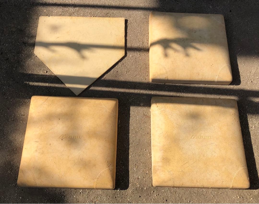 公式規格品 ミズノ (MIZUNO) 硬式、軟式、ソフトボール兼用 塁ベース