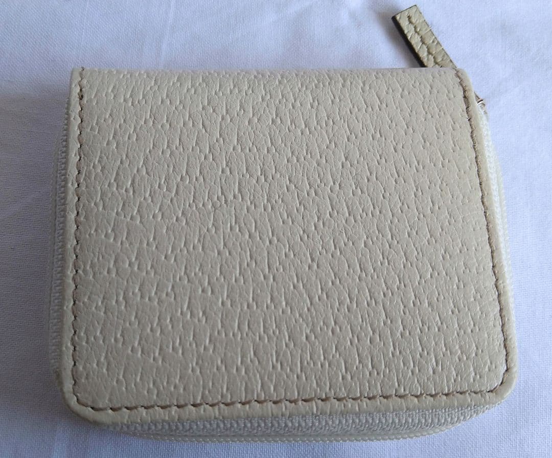 値下げ◆未使用新品GUCCI ホワイトケース 115255 B8694