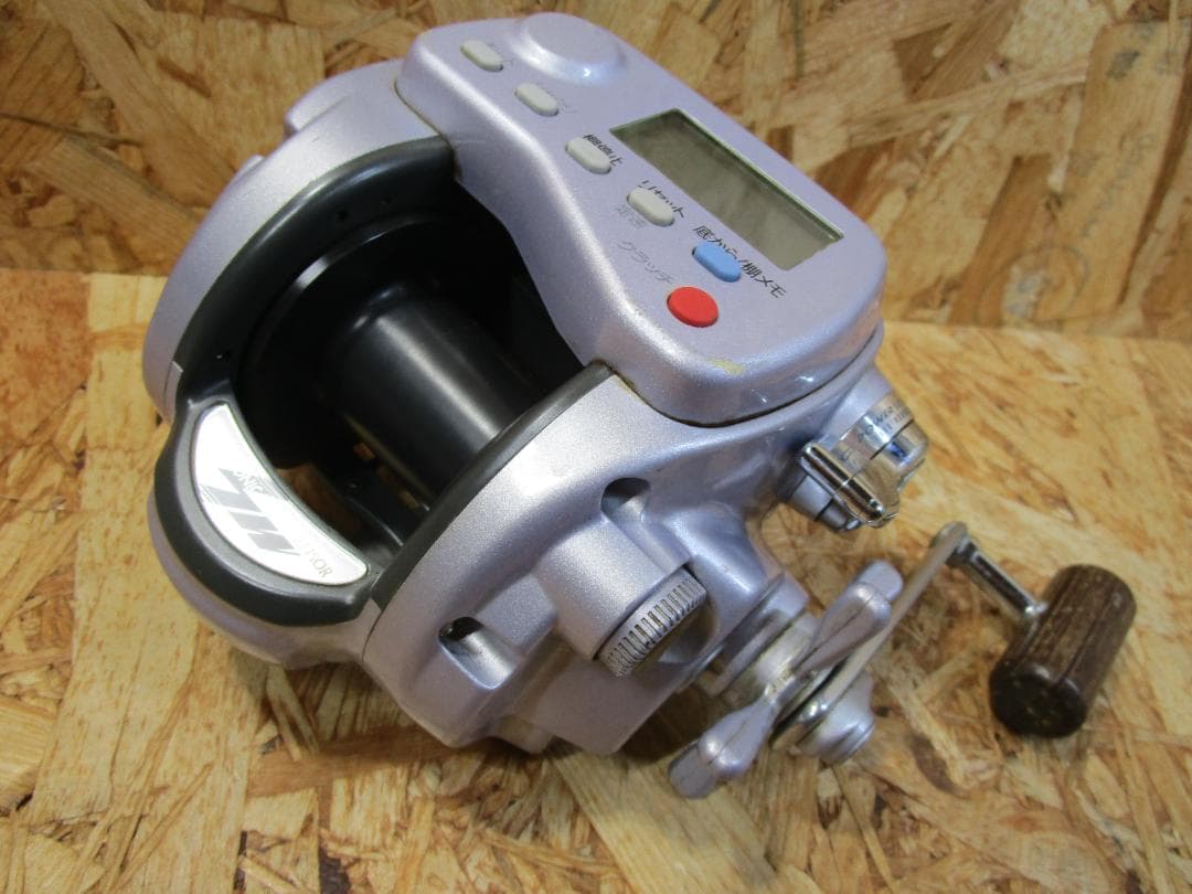 ダイワ スーパータナコンZ600SW電動リール (通電動作確認済）