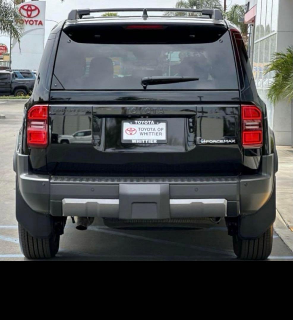 ランクル250 USトヨタ純正 ヒッチメンバーカバー ハーフサイズ