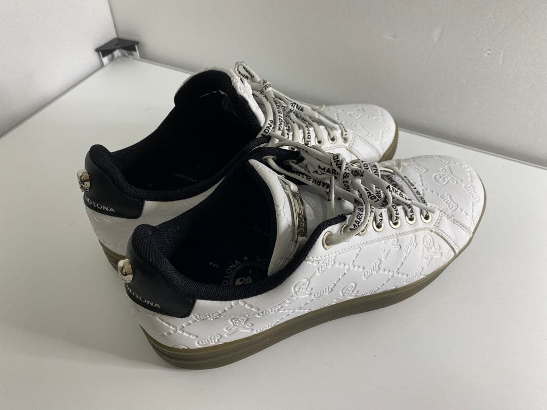 MARK&LONA マークアンドロナ エンボスキルトスカルスニーカー　26㌢