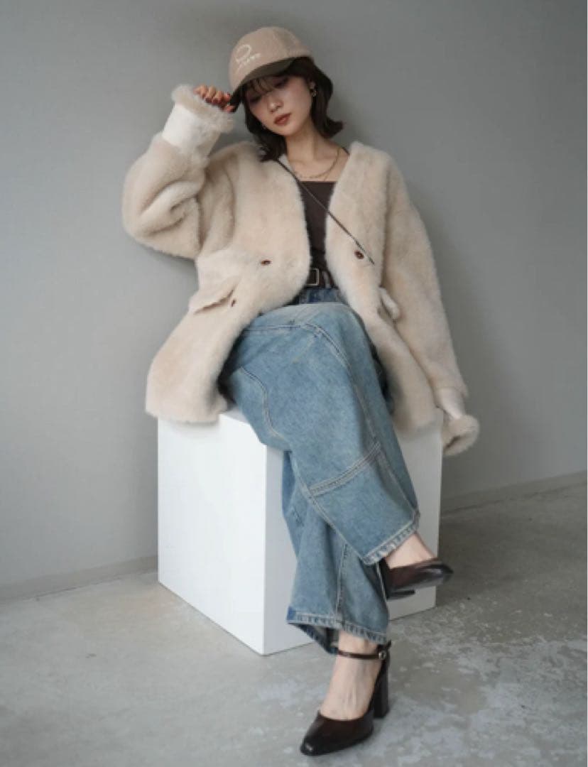 バッグ付エコファーノーカラーコート　リュミエ　lumier同型　ベージュ