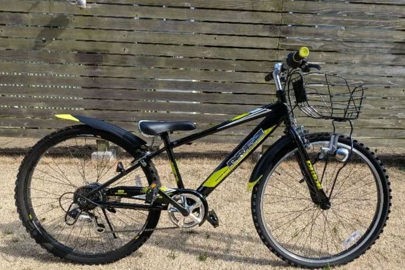 マウンテンバイク26インチ　 6段変速 ブラック/イエロー