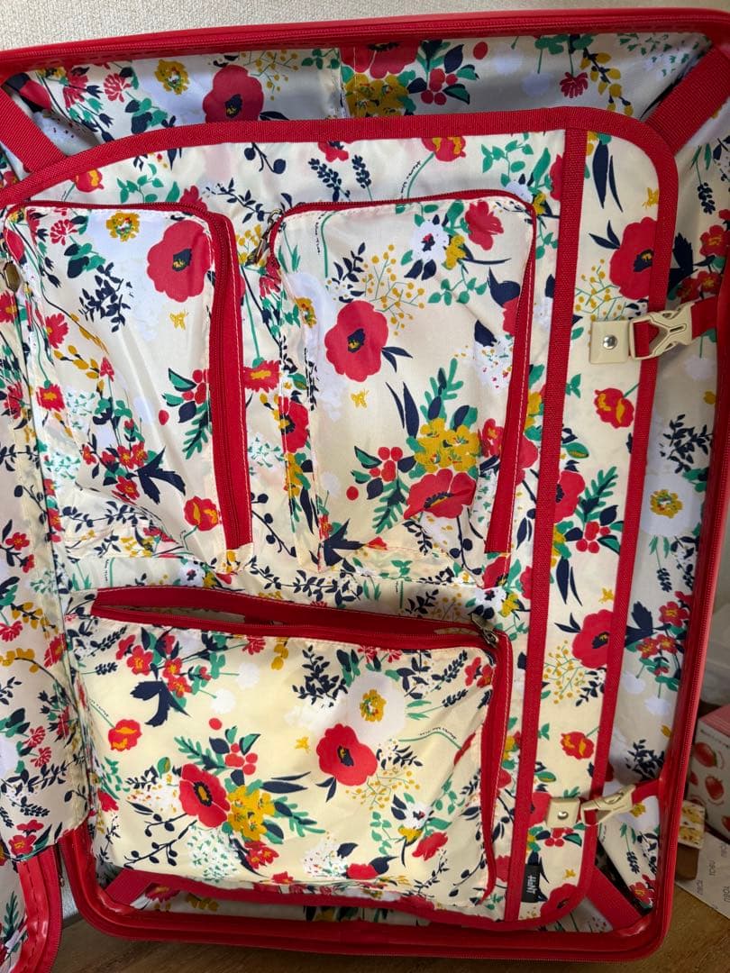 付属証あり！新品★HaNTマイン75ℓキャスターストッパー付きキャリーケース