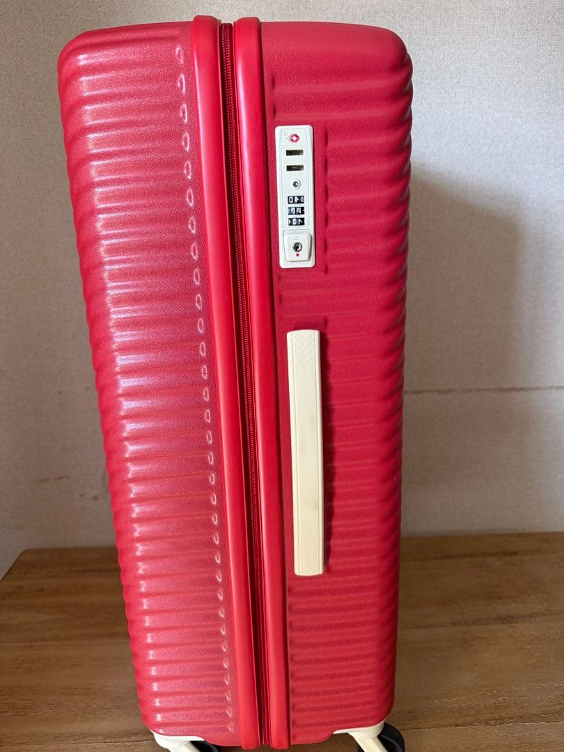 付属証あり！新品★HaNTマイン75ℓキャスターストッパー付きキャリーケース