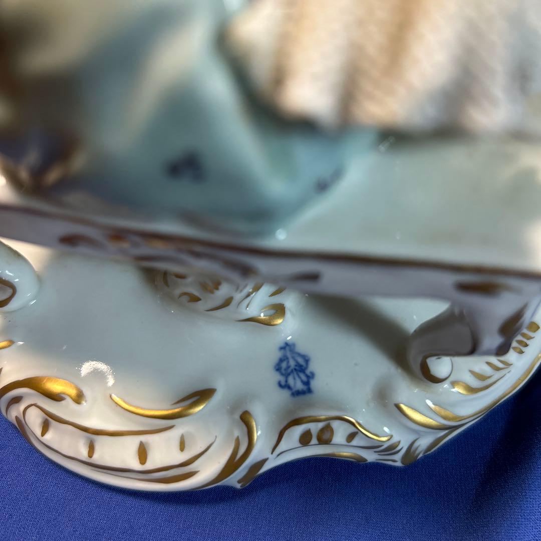 ドレスデンvolkstedt(フォルクシュテット)レース人形フィギュリン