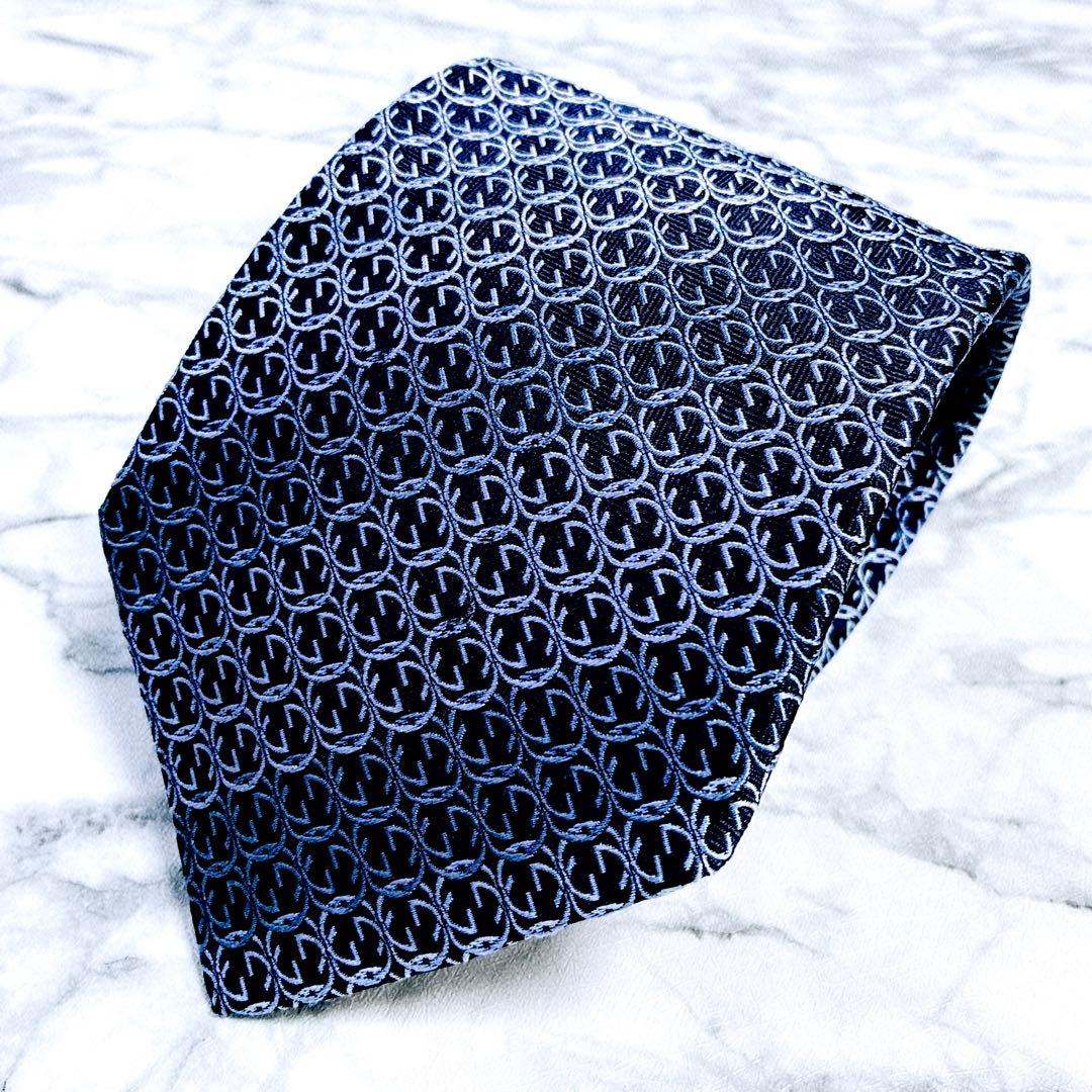 ✨未使用クラス✨唯一無二希少デザイン✨GUCCI グラデーションGG柄　ネクタイ