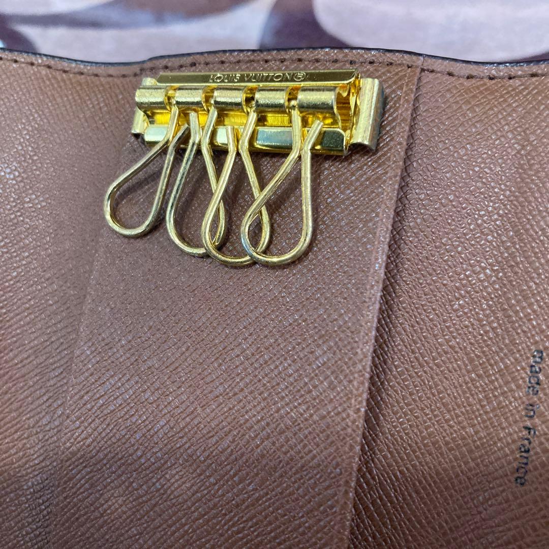 ルイヴィトンキーケース　箱付き