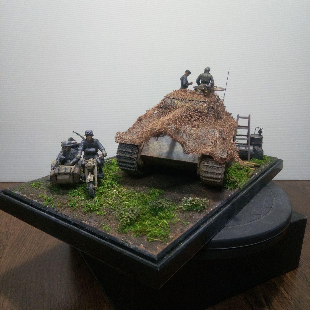 大蛇丸　パンター戦車 1/35　ジオラマ完成品　キングタイガー完成品