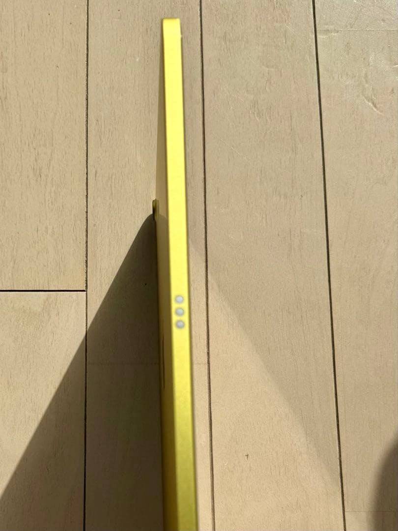 【極美品】iPad 第11世代 256GB イエロー付属品完備【お子様に！ 】