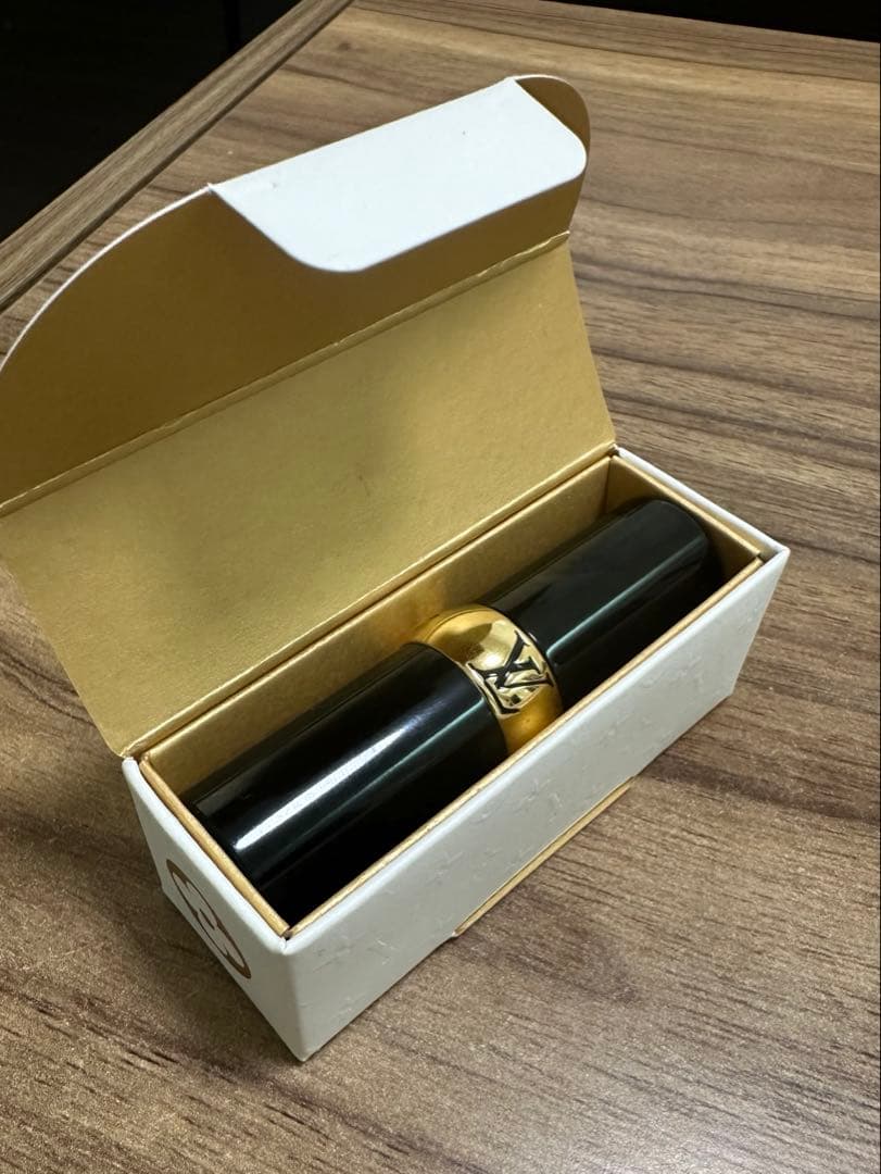 神*子様 LV ルージュ - サテン リップスティック 202 グロリアス クエ