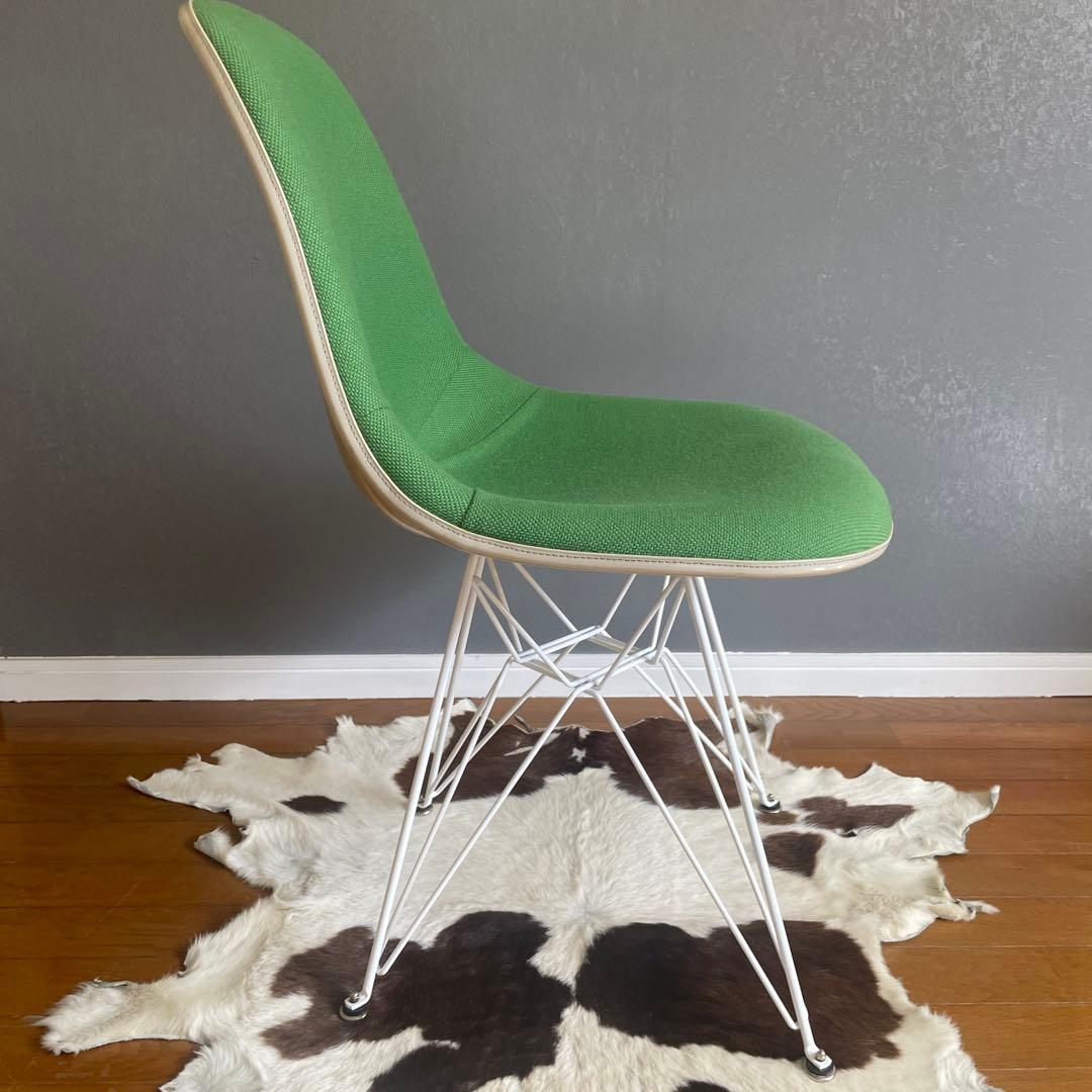 HERMAN MILLER イームズ　サイドシェルチェア　エッフェルベース