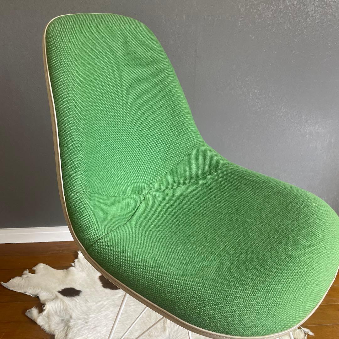 HERMAN MILLER イームズ　サイドシェルチェア　エッフェルベース