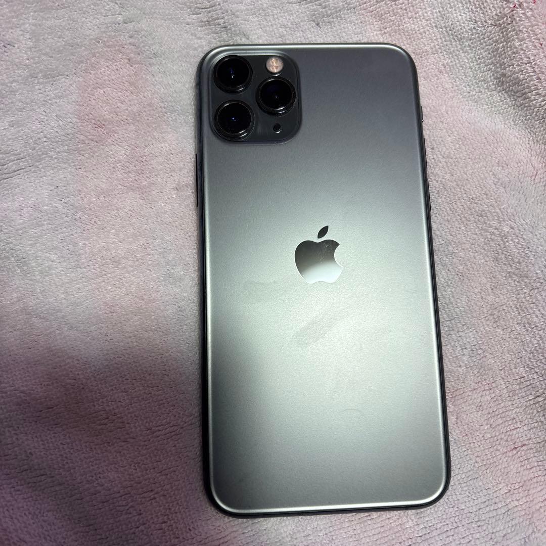 iPhone11プロ　ミッドナイトグリーン　ケース付