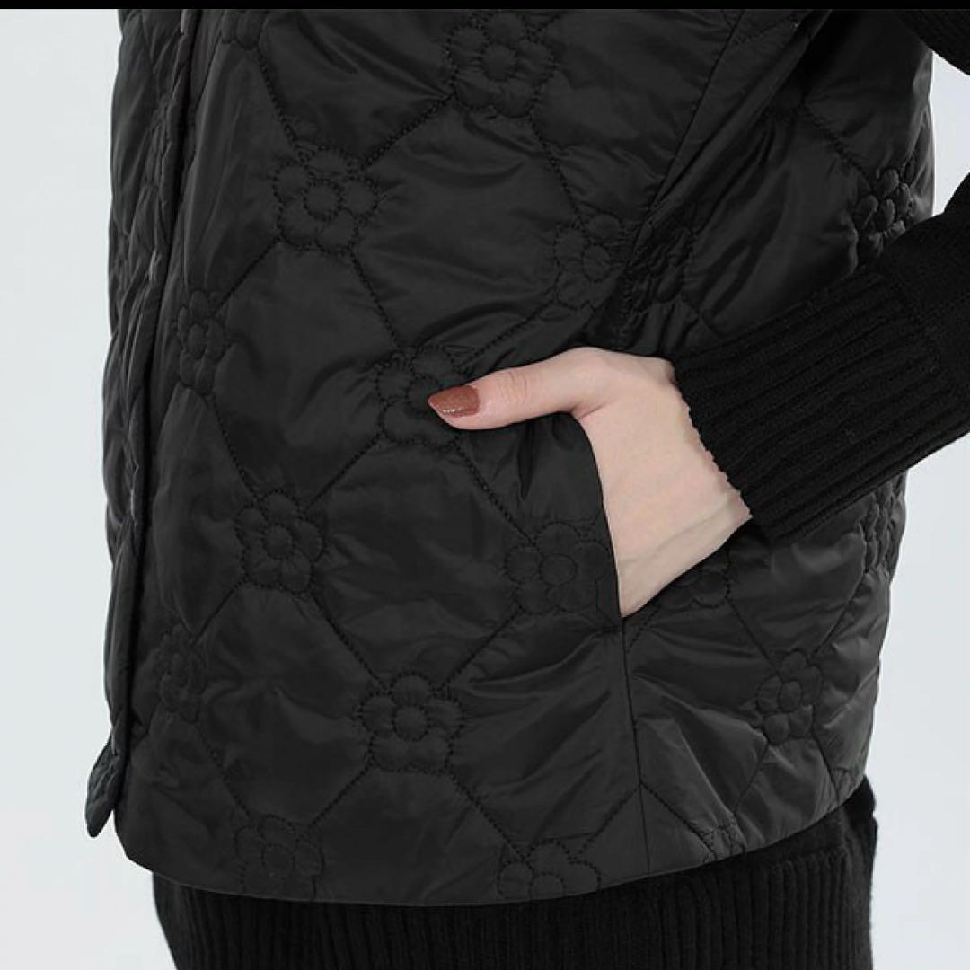 マリークワント　デイジー柄キルティングベスト☆ブラック☆