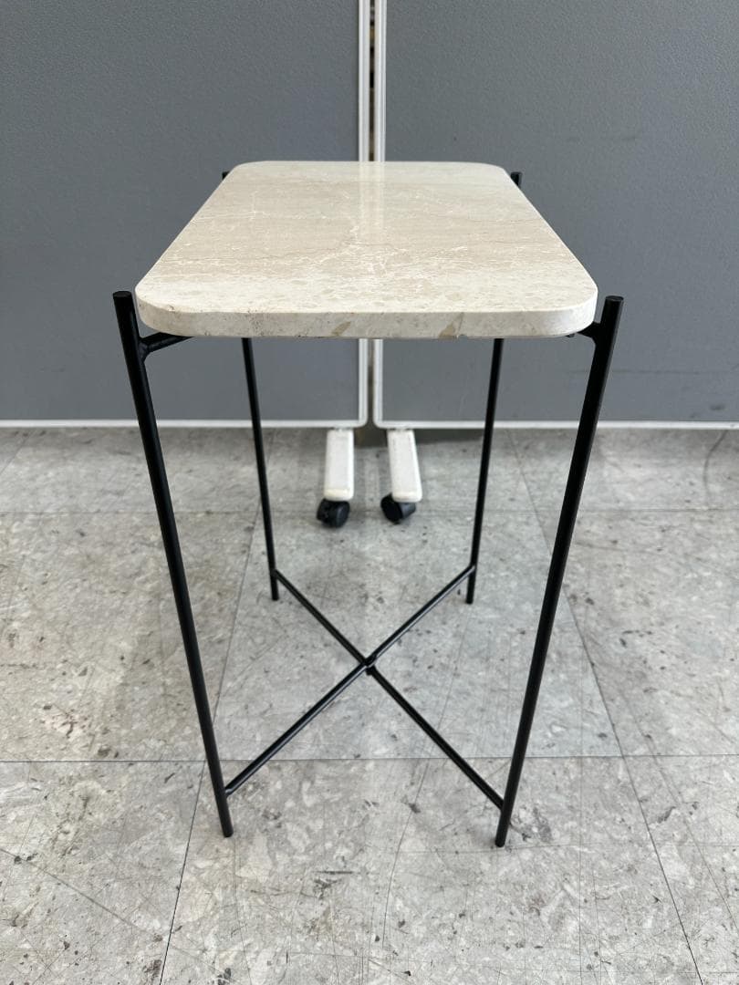 ZARA 　マーブル サイドテーブル　大理石　ホワイト