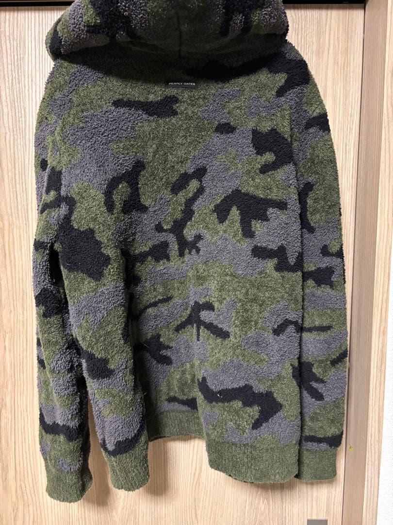 PEARLY GATES 迷彩柄ニットパーカー　サイズ5