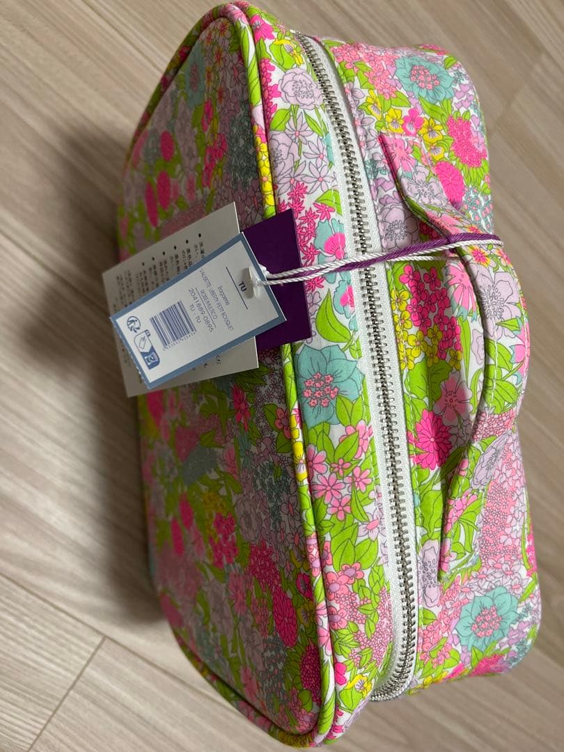 jacadi ジャカディ　リバティポーチ　トラベルポーチ　伊勢丹限定