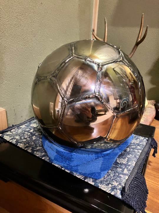 激レア　ステンレス製　サッカーボール