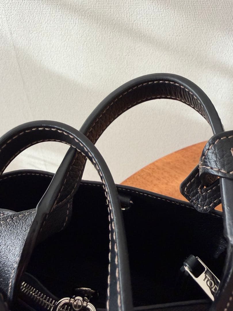 tod's タイムレス ミニ ショルダーバッグ ブラック トッズ