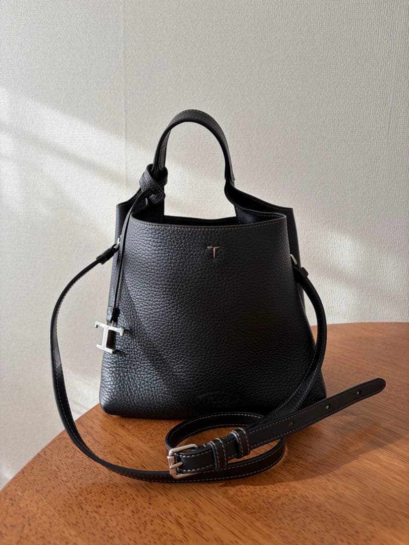 tod's タイムレス ミニ ショルダーバッグ ブラック トッズ