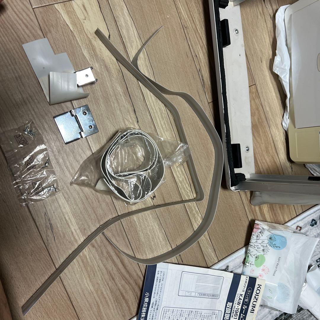 KOIZUMI ウィンド型エアコン KAW-1961/KAW-1962