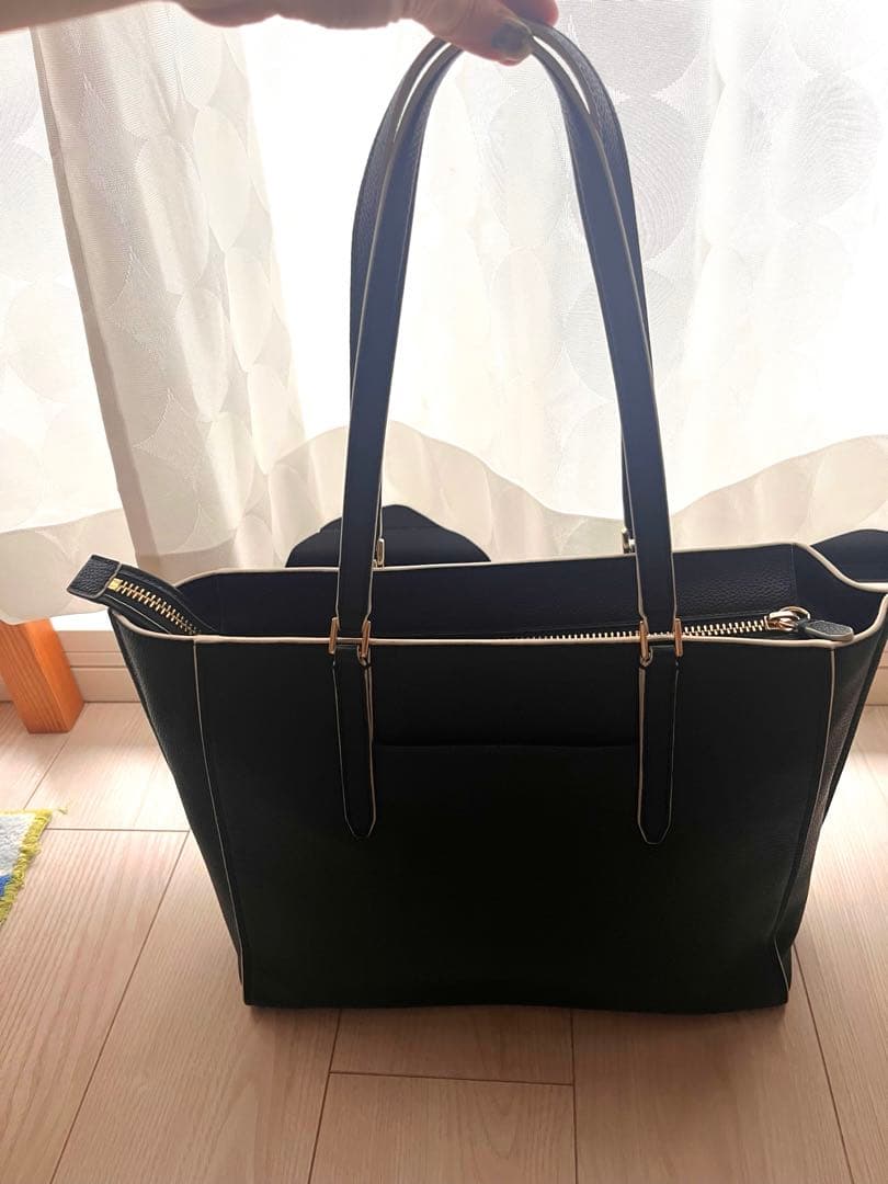 美品　コールハーン　ビジネスバッグ　女性用　黒　革製