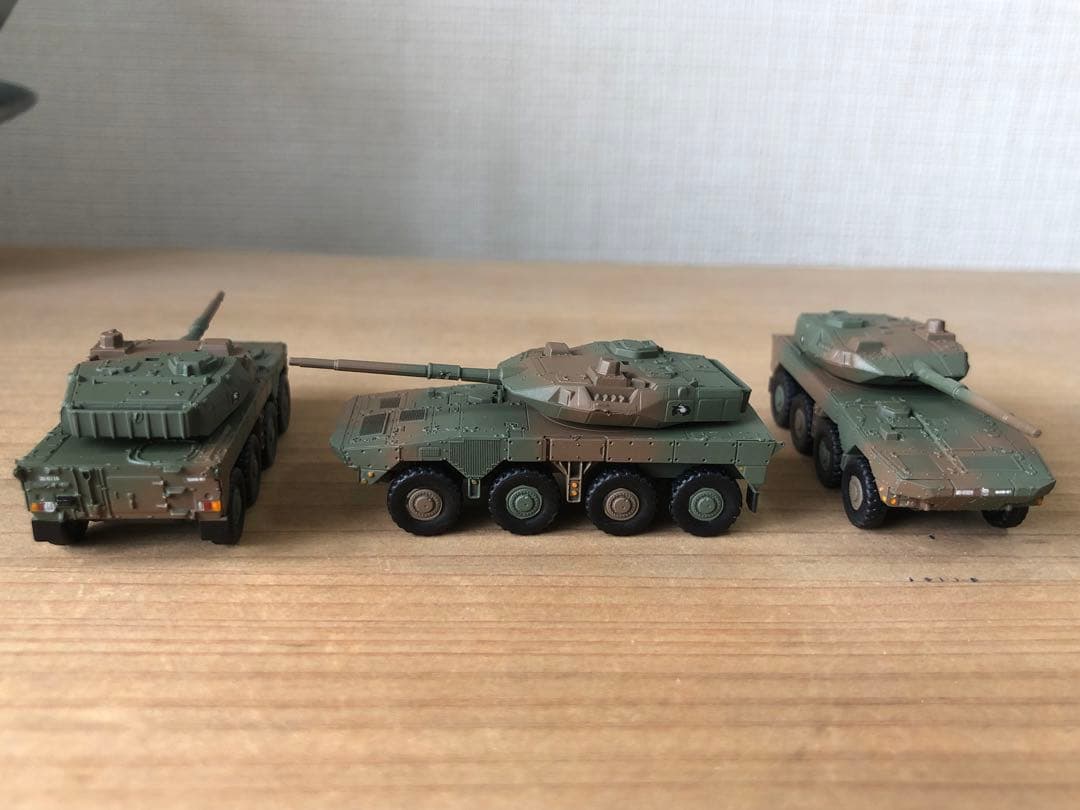 航空自衛隊　C-2 16式機動戦闘車　プラモデル