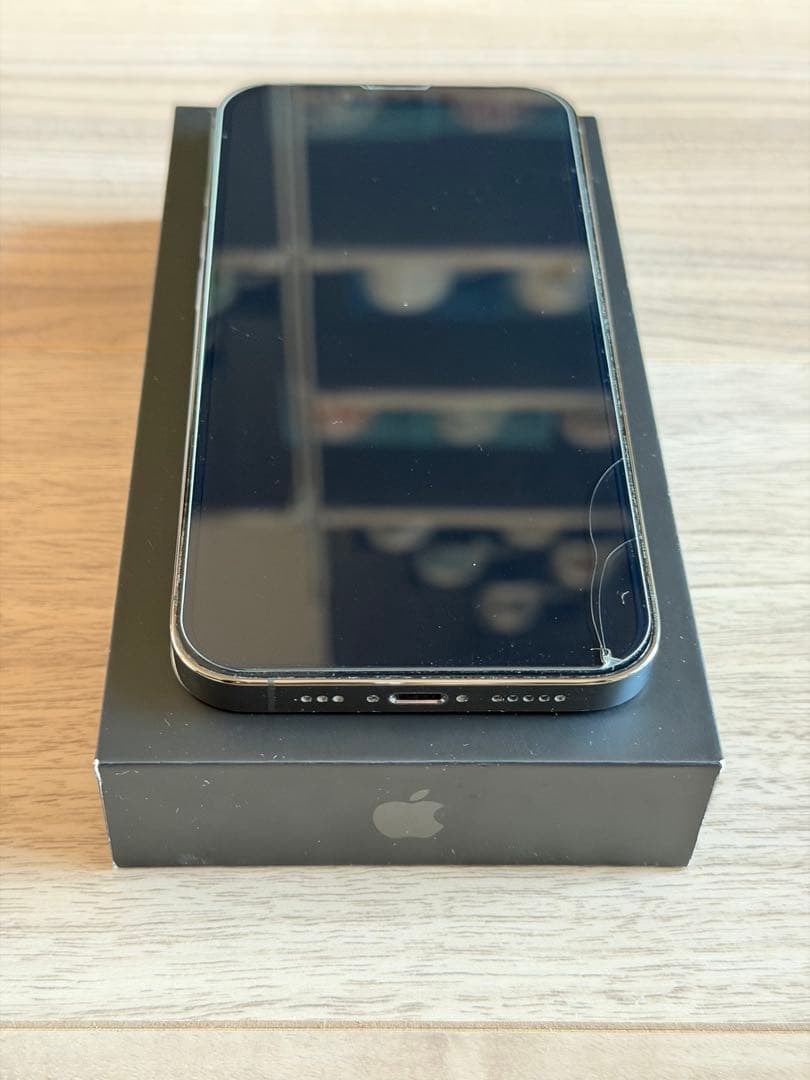 Apple iPhone 13 Pro グラファイト　256GB 美品
