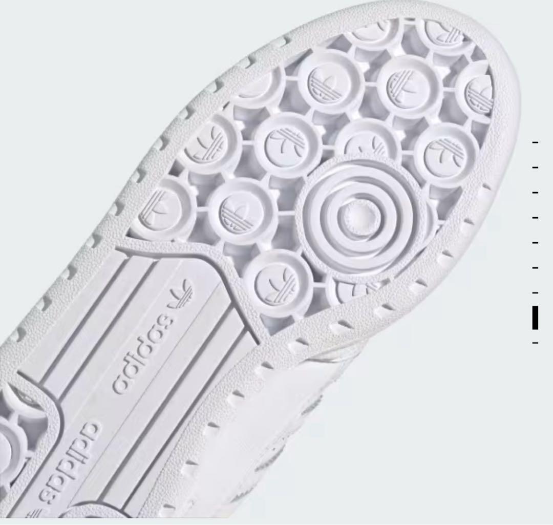 ★奥ちゃん【新品】adidas フォーラムXLG サイズ25.5cm