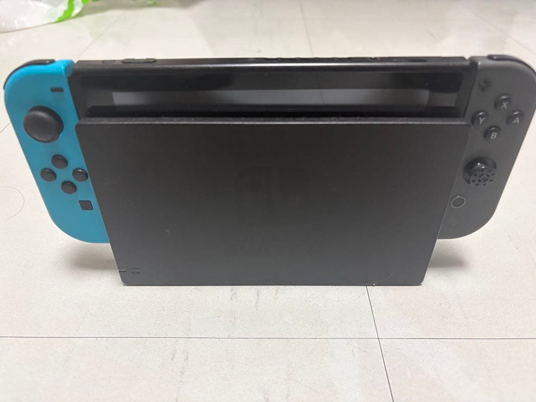 Nintendo Switch 本体 + プロコントローラー　最終値下げ