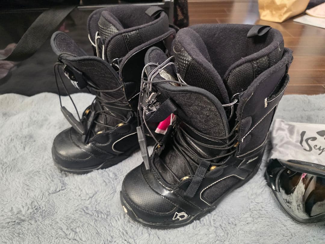 女性用スノーボードブーツ ブラック サイズ7