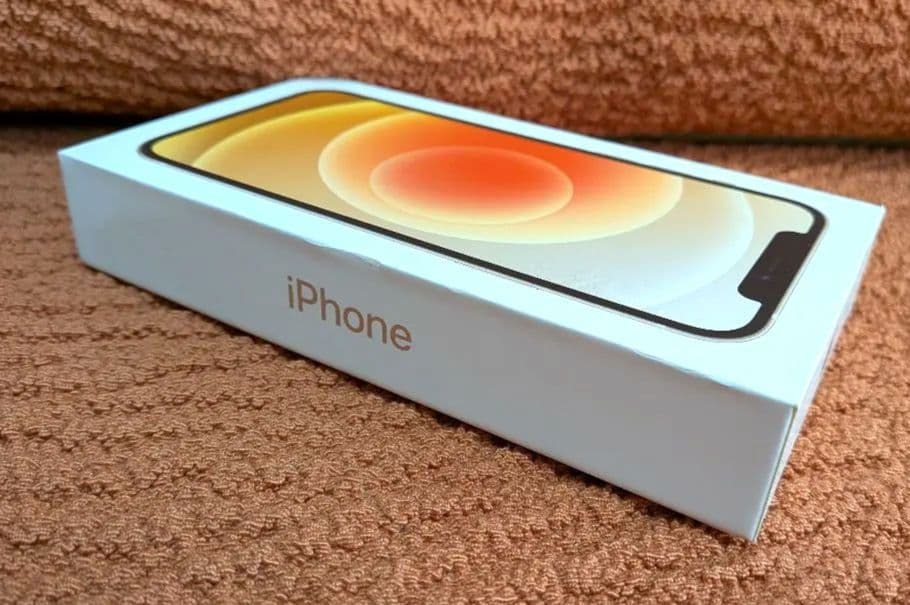 FAJR【美品】iPhone 12 ホワイト 本体64GB 箱ケーブル付