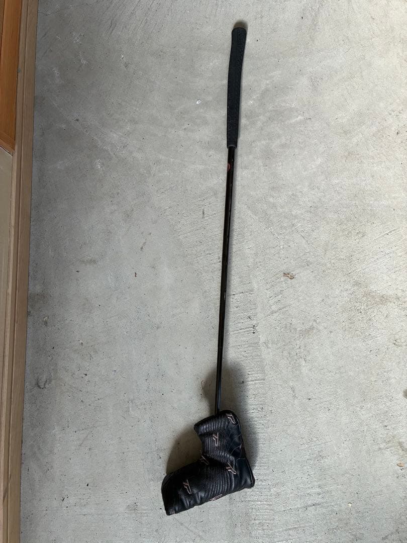 テーラーメイドBLACK TRUSS Del Monte TB1 パター