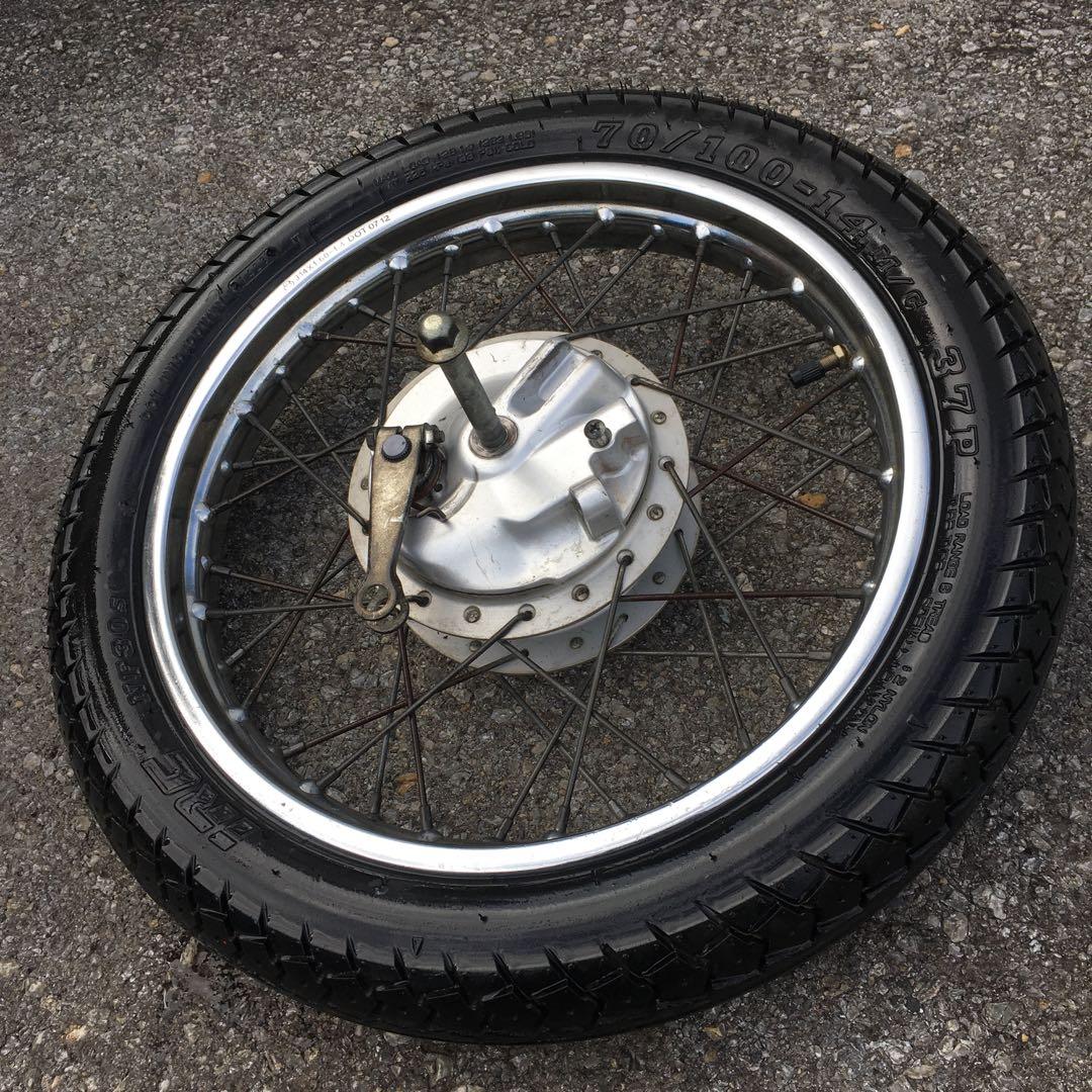 スーパーカブ110 フロントホイール