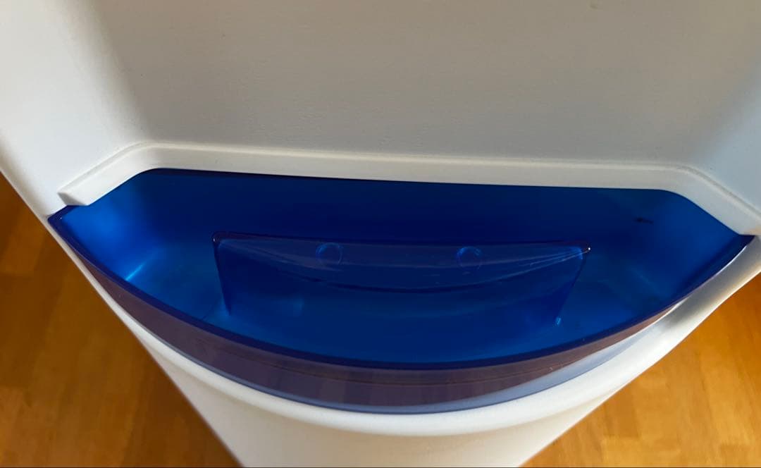 ウォーターサーバー B7A ホワイト 2022年製造