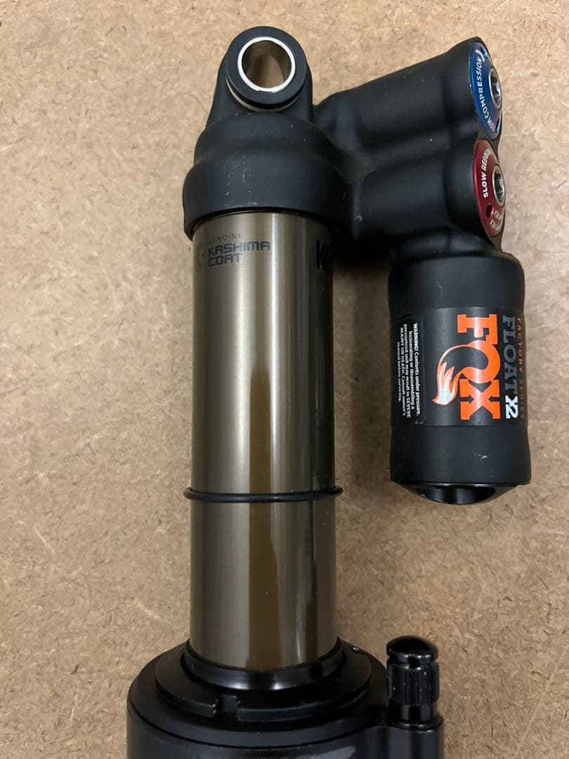 パーツ FOX Float X2