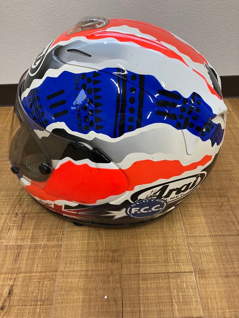 Arai フルフェイスヘルメット コアラデザイン　ドゥーハンのヘルメットです。