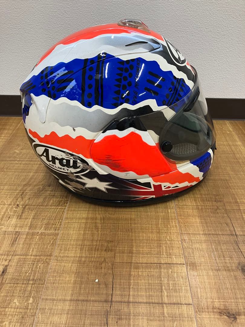 Arai フルフェイスヘルメット コアラデザイン　ドゥーハンのヘルメットです。