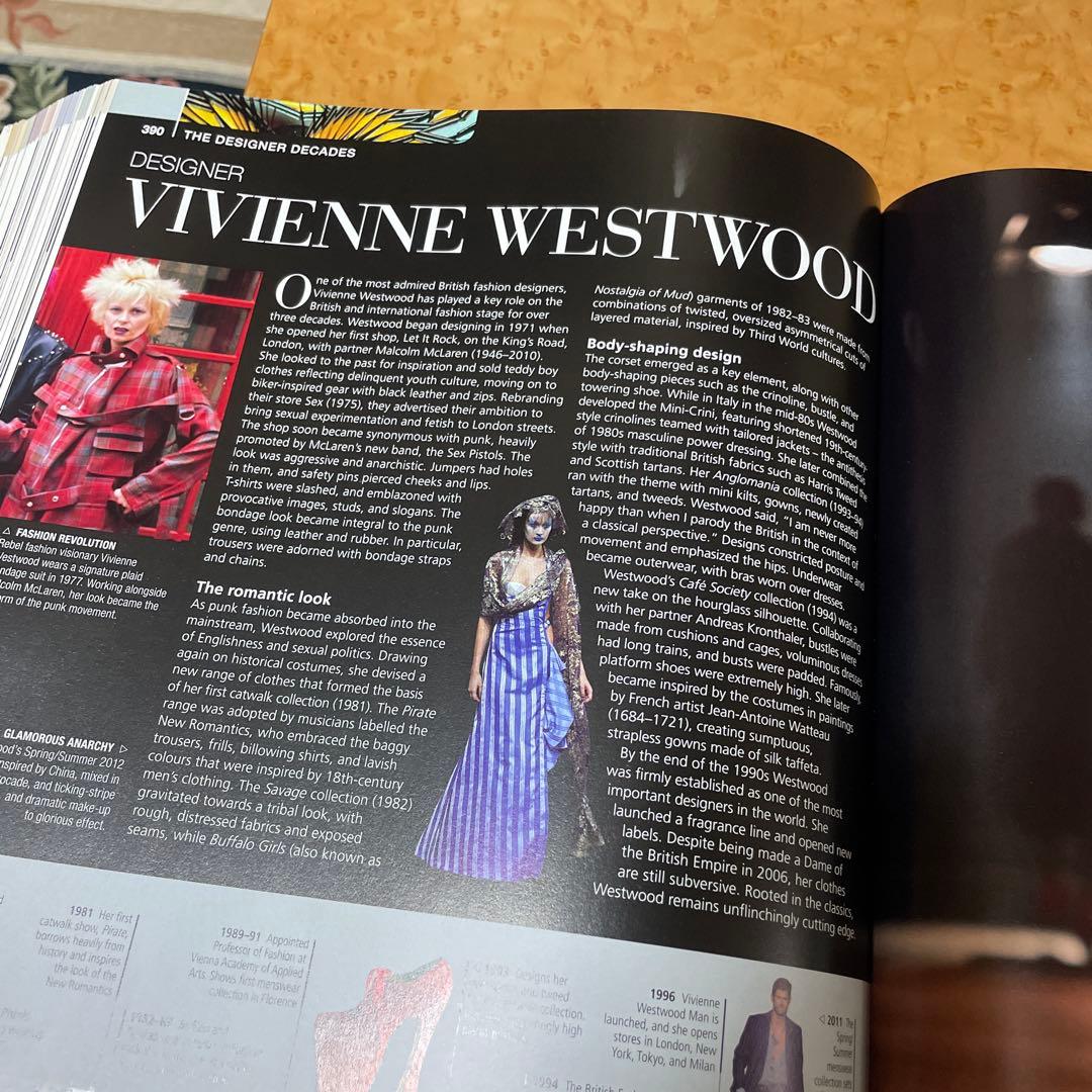 洋書　ファッション歴史THE ULTIMATE BOOK OF COSTUME