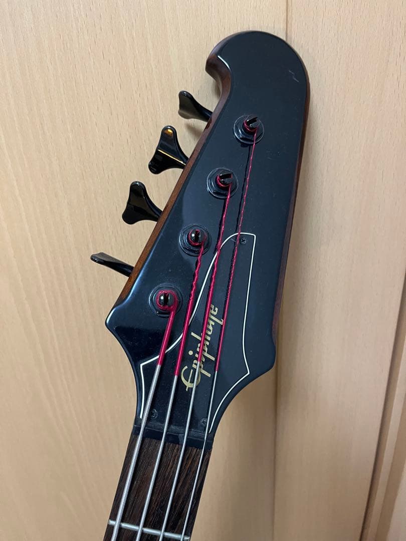 Epiphone Thunderbird 4弦エレキベース