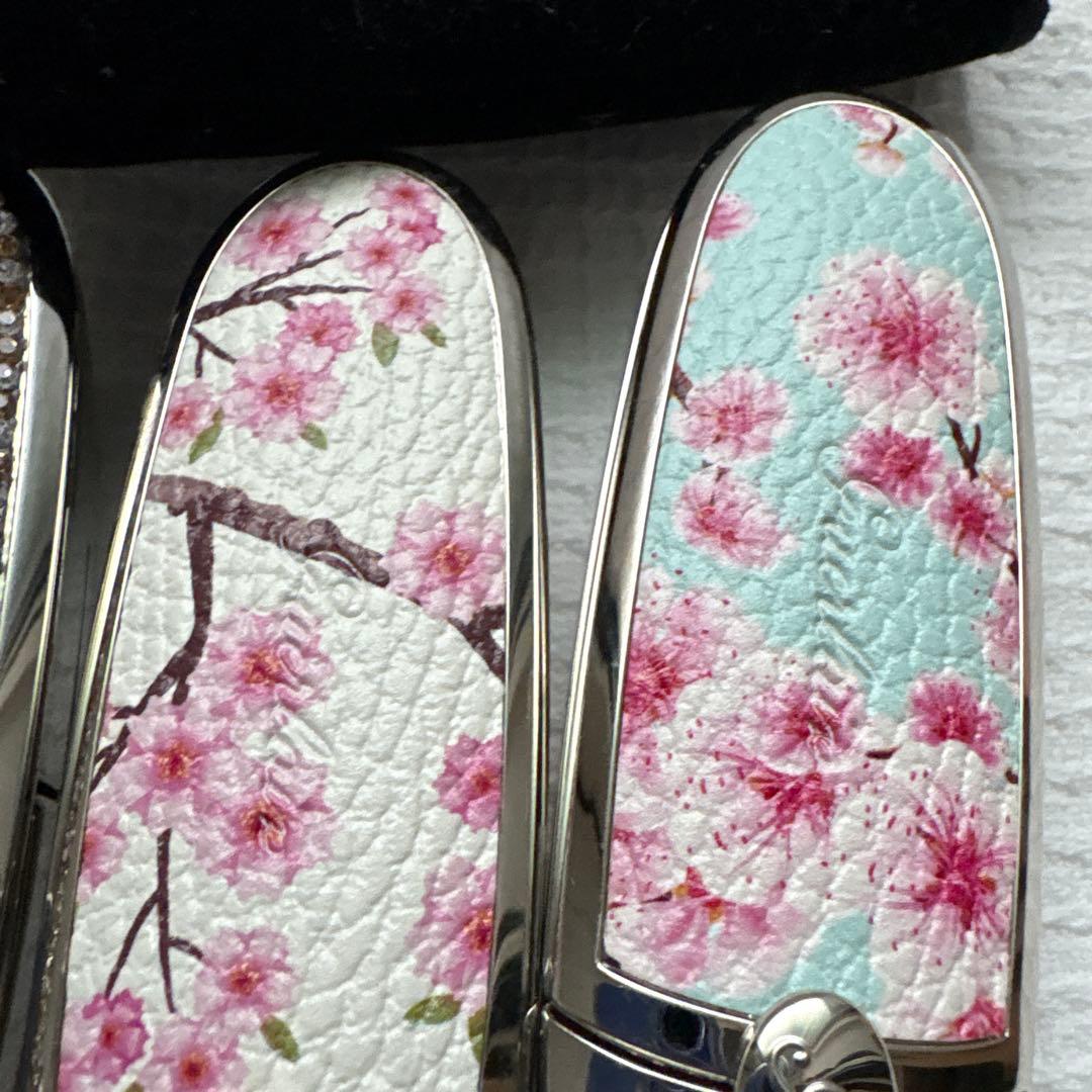 Guerlain ゲラン 桜デザイン リップ 口紅　刻印あり　シュウウエムラ
