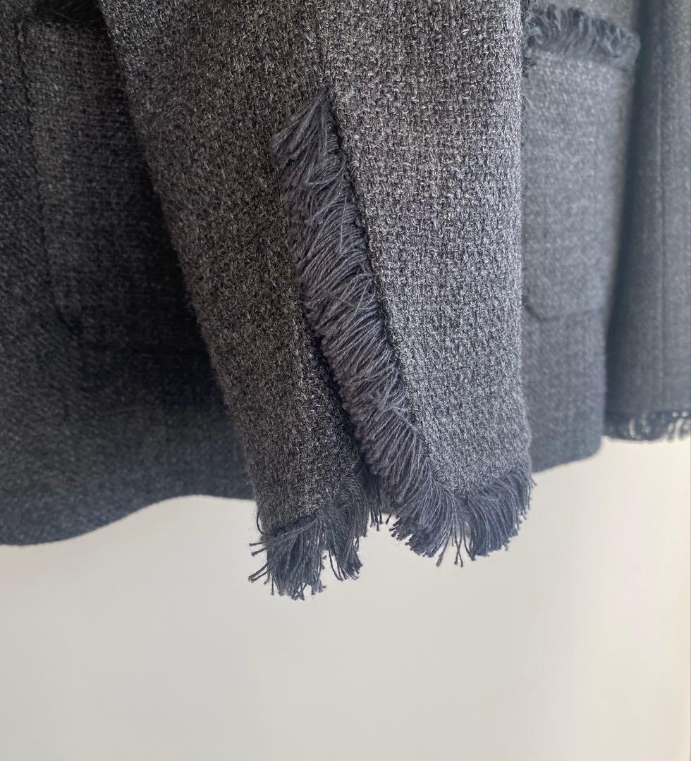 マディソンブルー　ノーカラーフリンジ付ツイードジャケット　グレー　02