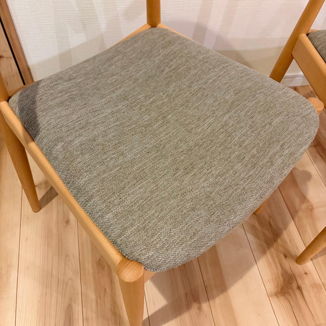 【送料込】ニトリ 無垢材ダイニングチェア 北欧風 椅子 1脚