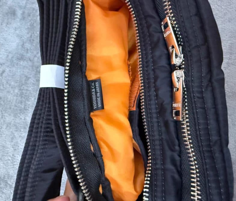 ショルダーバック 新品 ポーター タンカー 2層式 ブラック