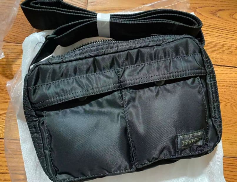 ショルダーバック 新品 ポーター タンカー 2層式 ブラック