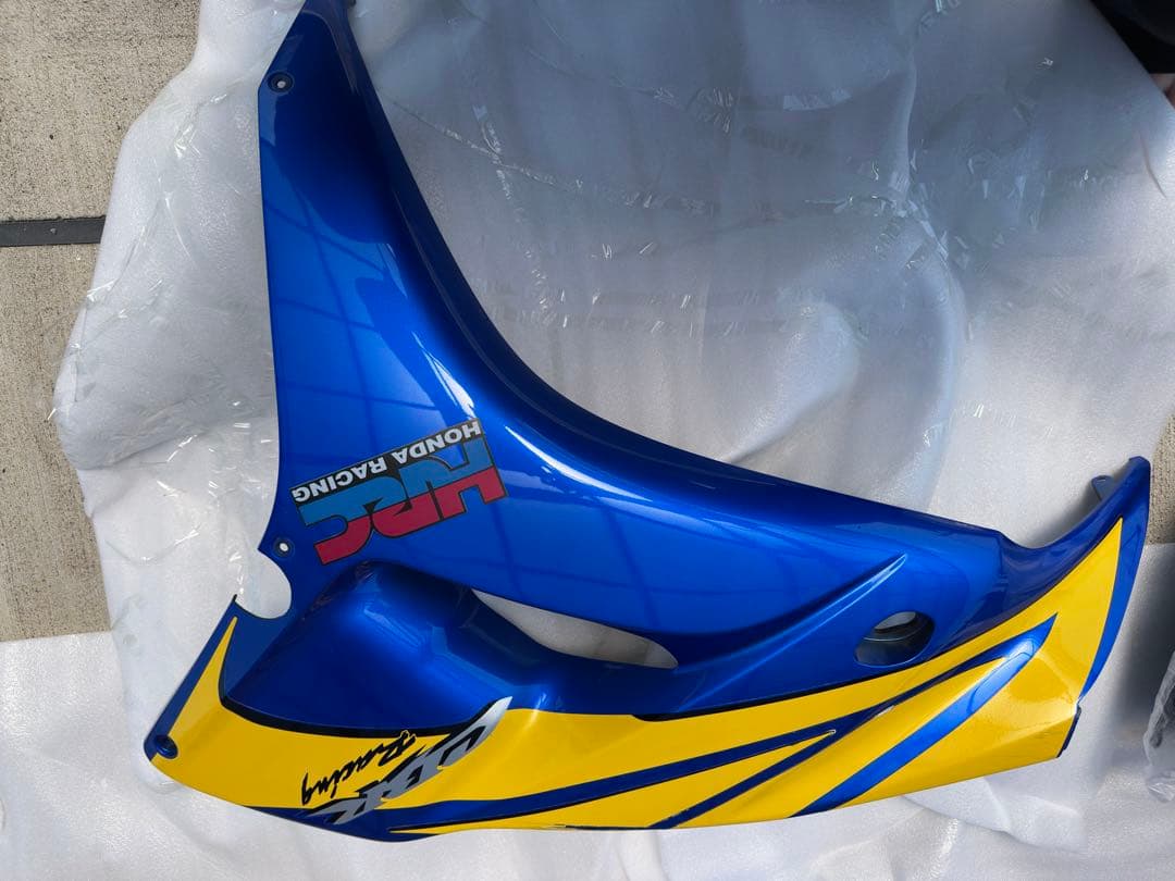 cbr1000rr sc57 後期純正カウル